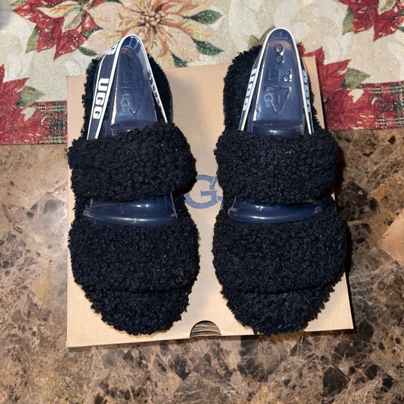 UGG Oh Fluffita Sandal - Picture 3 of 6